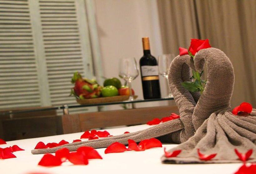 اتاق لوکس, Rokkhak River Resort