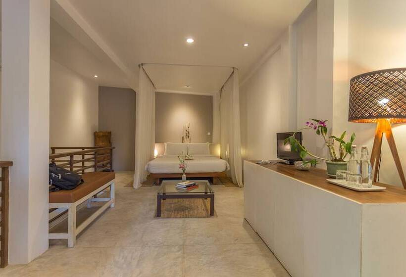 سوییت خانوادگی, Rokkhak River Resort