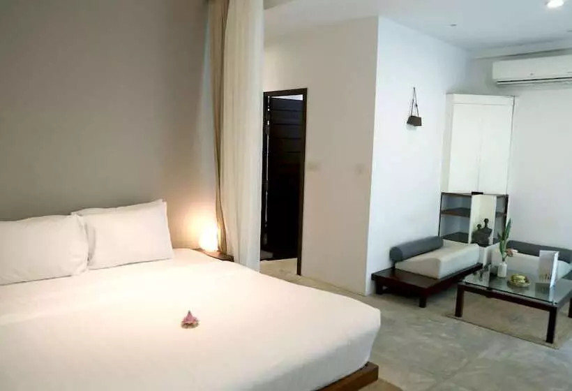 デラックスルーム, Rokkhak River Resort