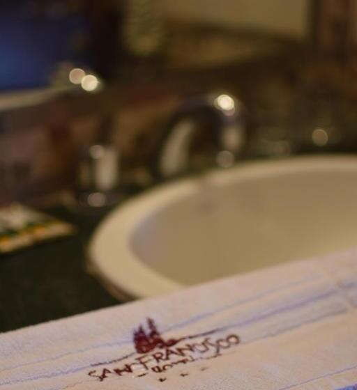 اتاق استاندارد, San Francisco