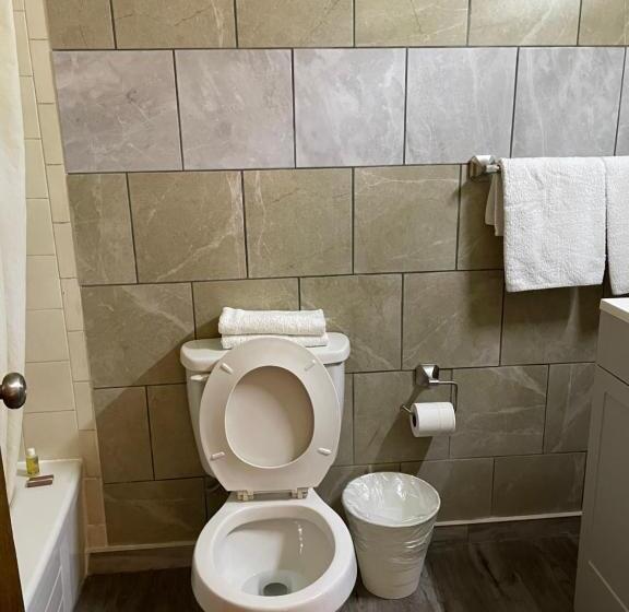 스탠다드 룸, Scottish Inn Near The Falls And Casino