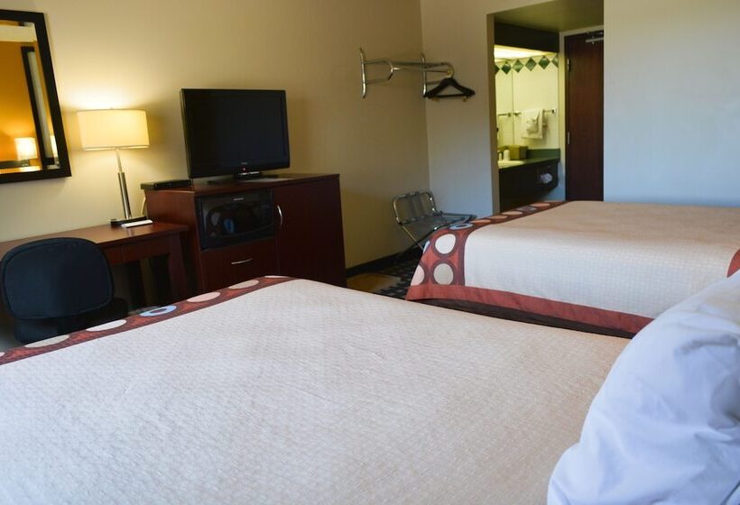 غرفه قياسيه سريرين مزدوجين, Super 8 By Wyndham Fox Creek