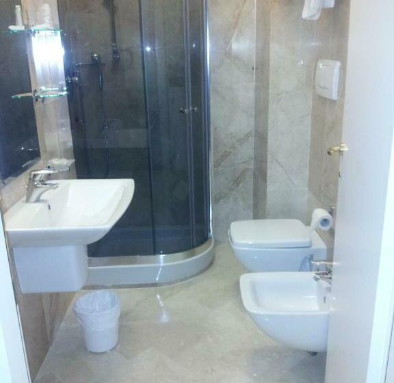 标准间带阳台, Terme Marine Leopoldo Ii Terme & Spa