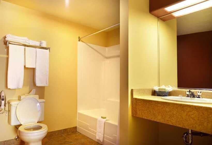 2ダブルベッドのスタンダードルーム, Travelodge By Wyndham Alma