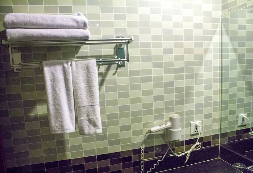 غرفة سوبيريور, V N E