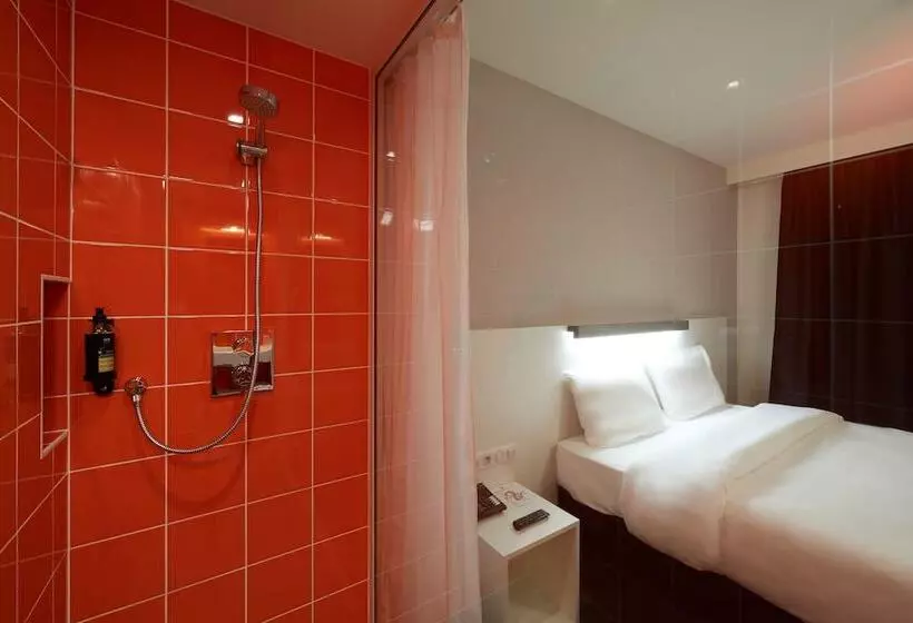 اتاق استاندارد یک نفره, Le Nex Hotel Tarbes 