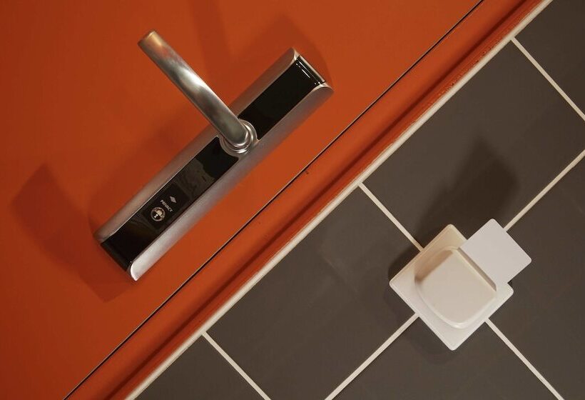 Номер Стандарт Индивидуальный, Le Nex Hotel Tarbes 