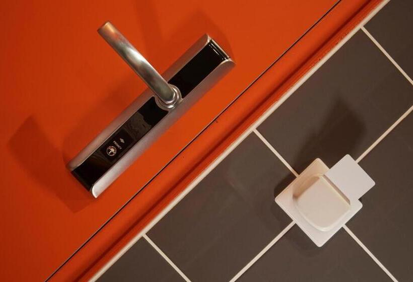 Номер Стандарт, Le Nex Hotel Tarbes 