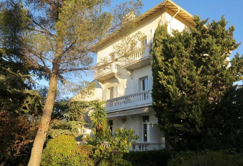 带阳台的高级房间, Le Thimothée : Hôtel & Studios