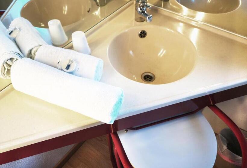 Номер Стандарт, Lemon Hotel Ch Futuroscope