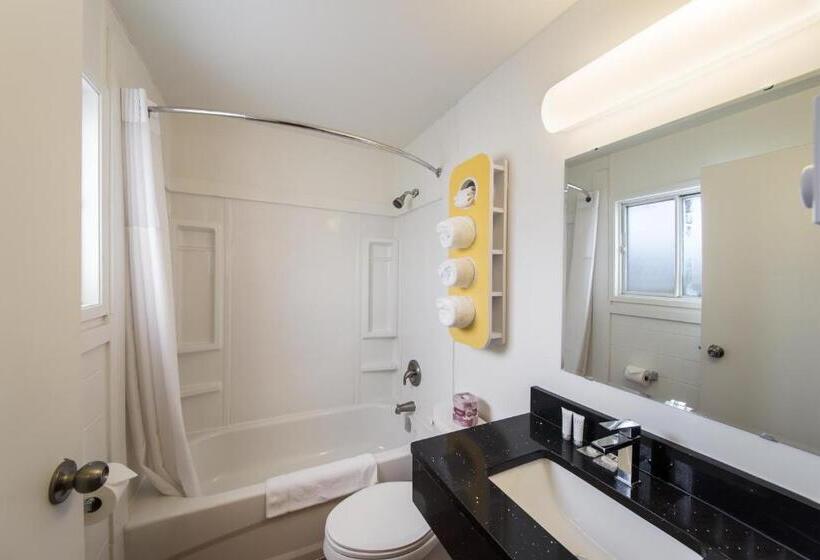 Suite, Motel 6 Cranbrook, Bc