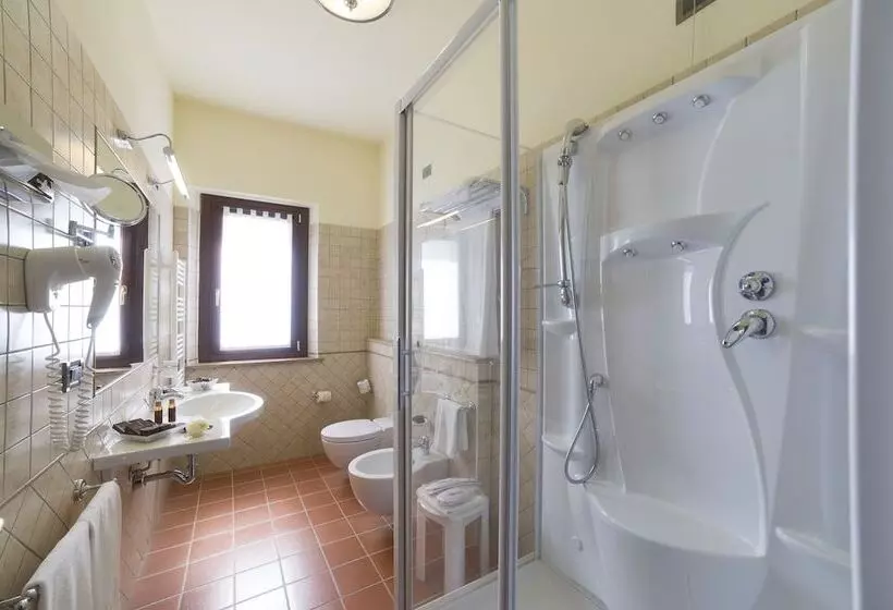 スーペリアトリプルルーム, Popilia Country Resort