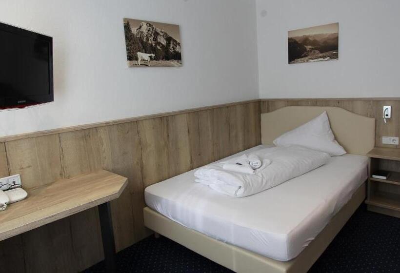 اتاق استاندارد یک نفره, Tirolerhof