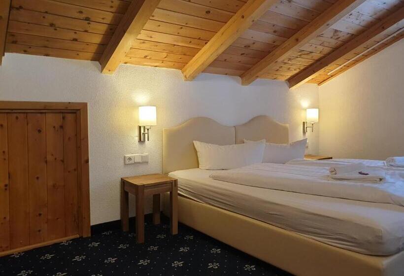 Классический Номер, Tirolerhof