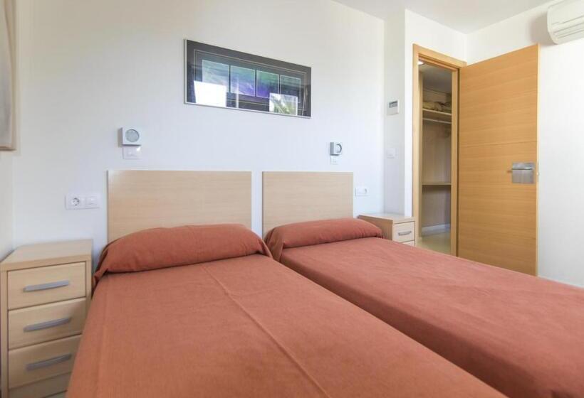 Vuode Makuusalissa, Albergue Inturjoven Chipiona   Hostel