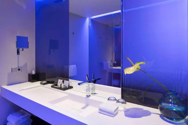 اتاق استاندارد با چشمانداز, Art Otel Amsterdam, Powered By Radisson Hotels