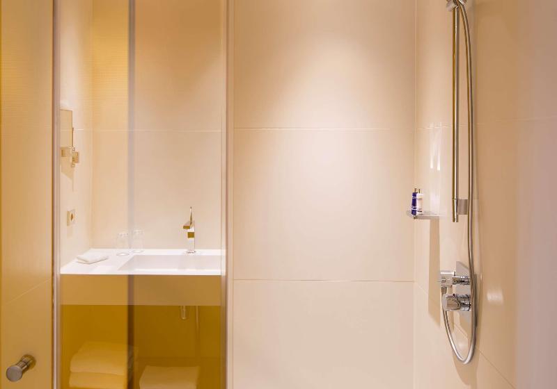 اتاق استاندارد با چشم‌انداز, Art Otel Amsterdam, Powered By Radisson Hotels