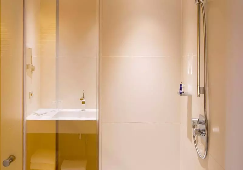 اتاق استاندارد با چشمانداز, Art Otel Amsterdam, Powered By Radisson Hotels