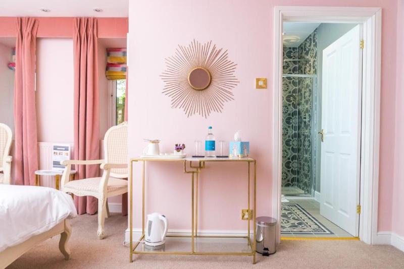 חדר דלוקס, Oldfields House