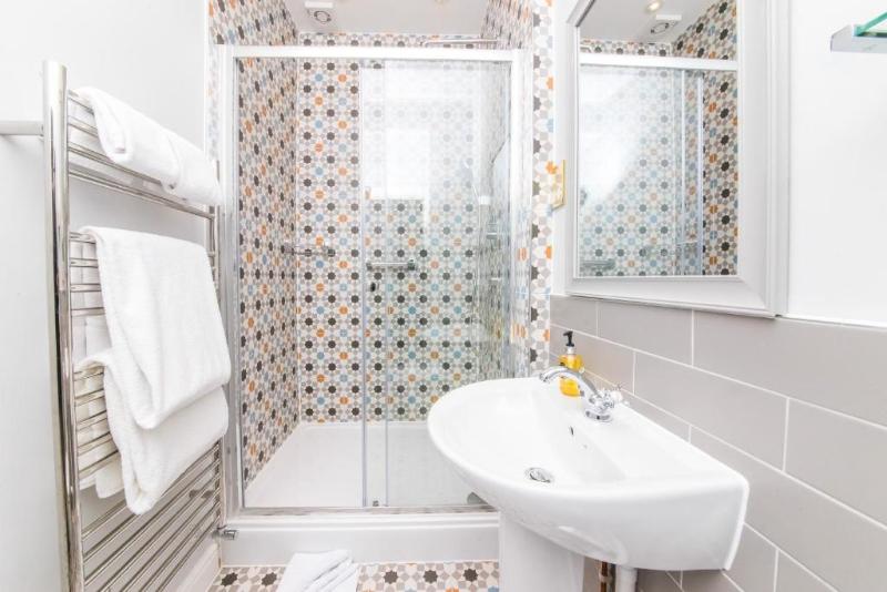 חדר דלוקס, Oldfields House