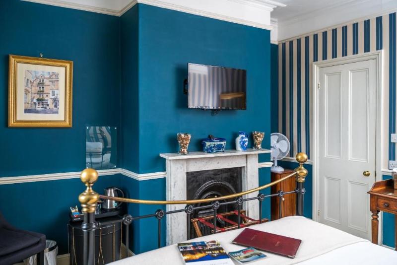 חדר קלאסי, Oldfields House