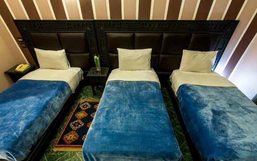 스탠다드 트리플 룸, Akouas