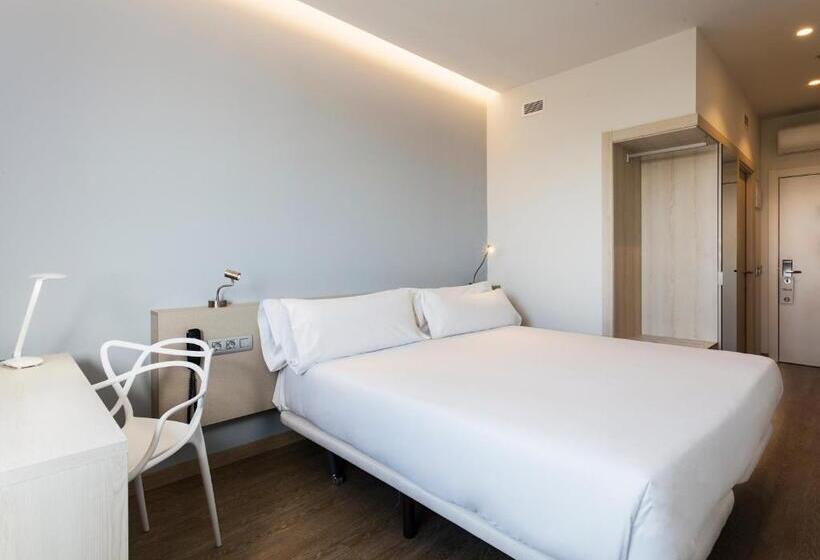 اتاق استاندارد, B&b Hotel Barcelona Viladecans