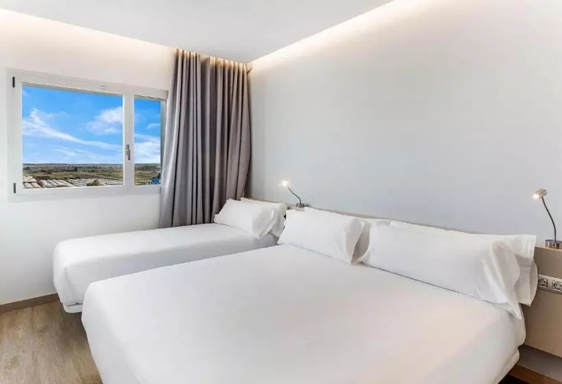 اتاق خانوادگی, B&b Hotel Barcelona Viladecans