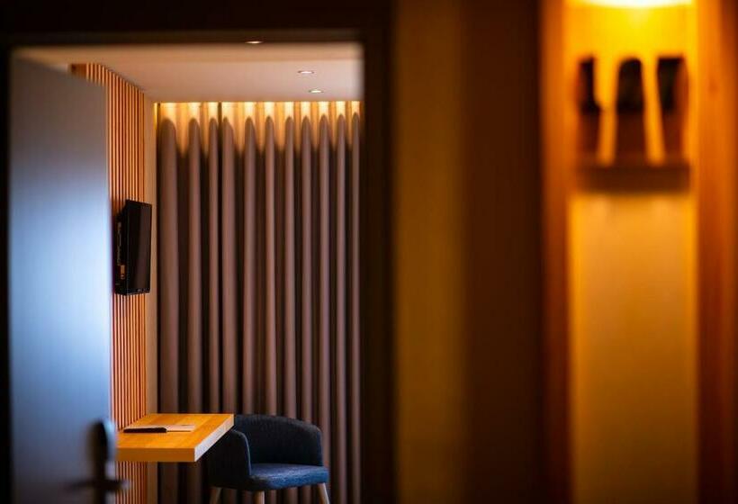 سوییت خانوادگی, Cristal Vieira Praia & Spa