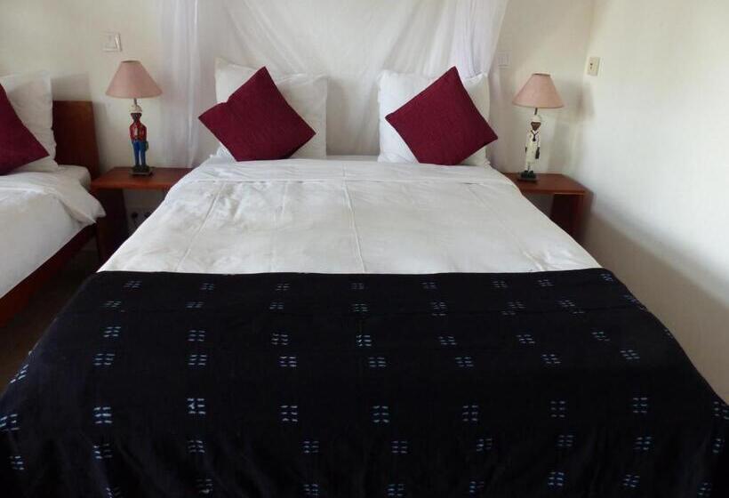 اتاق استاندارد در طبقه همکف, Hôtel Kadiandoumagne