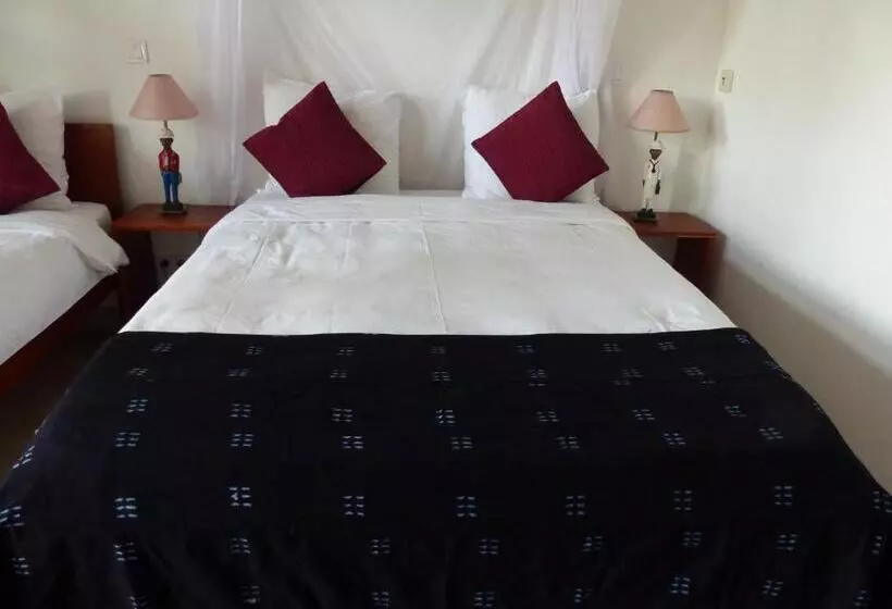 اتاق استاندارد در طبقه همکف, Hôtel Kadiandoumagne