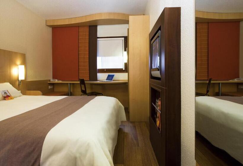 Quarto Estandar, Ibis Bata