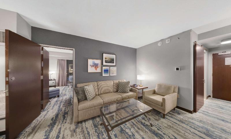 Quarto Estandar, Ibis Bata