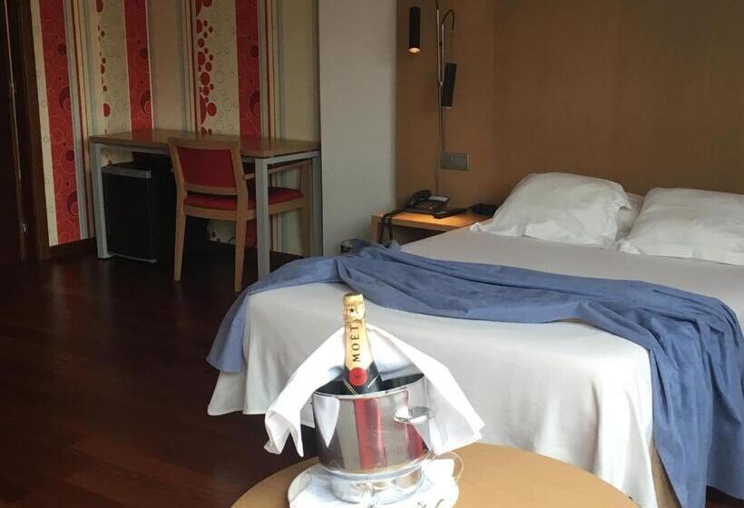 غرفة سوبيريور, Ril