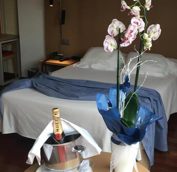 غرفة سوبيريور, Ril