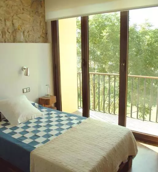 اتاق استاندارد یک نفره, El Lacayo De Sestiello