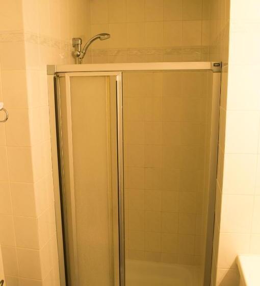 اتاق اکونومی, Sleep & Go Brussels South