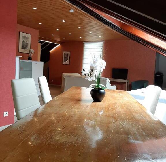 آپارتمان خانوادگی, Sleep & Go Brussels South