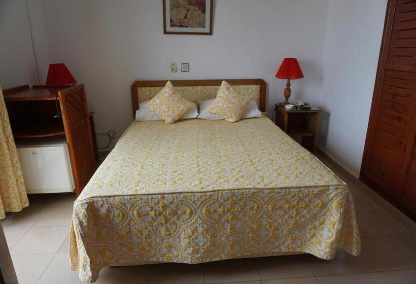 اتاق استاندارد, Zelis