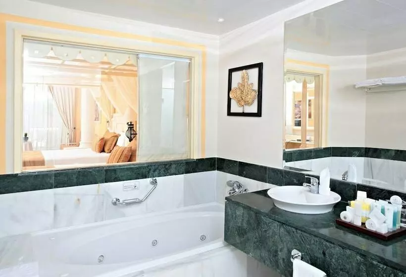 سوییت جونیور لوکس, Bahia Principe Escape Bouganville - Adults Only - All Inclusive