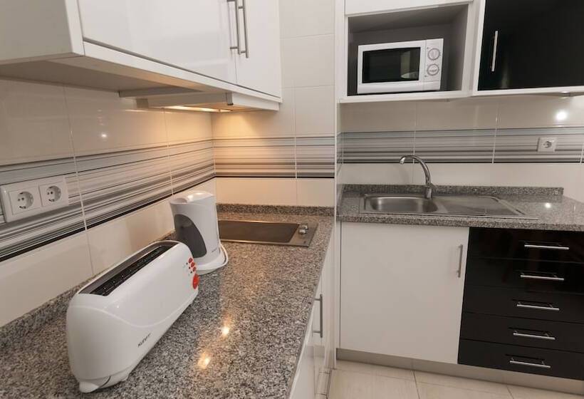 דירת חדר, Studio 17 by Atlantichotels, AL