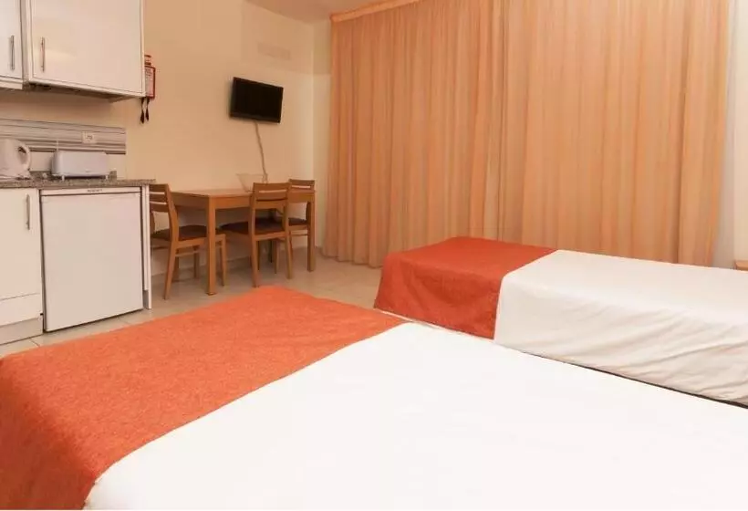 スタンダードスタジオ, Studio 17 by Atlantichotels, AL