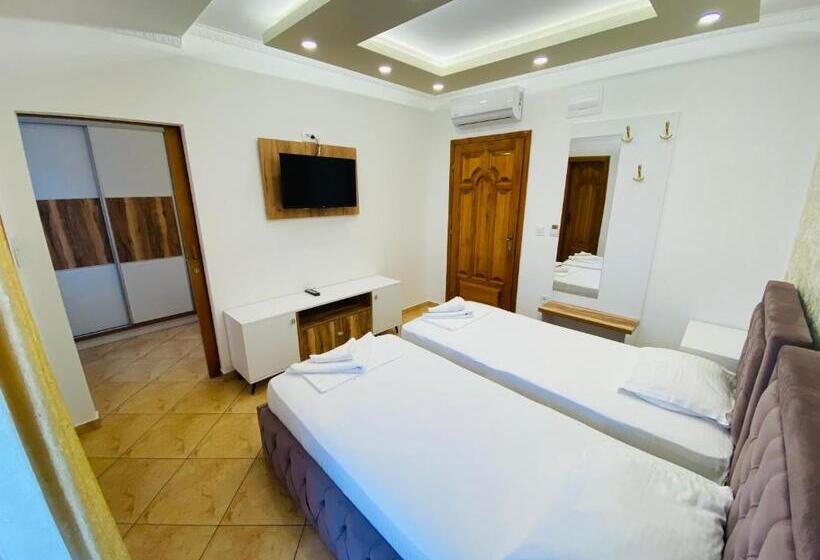 آپارتمان 2 خوابه, Apart Hotel Llolla