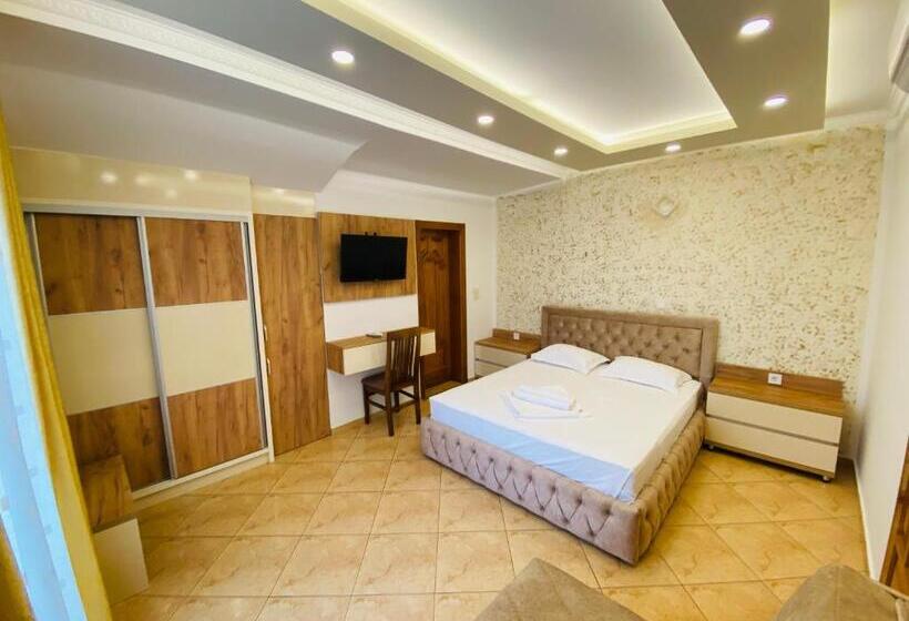 استودیو استاندارد با بالکن, Apart Hotel Llolla