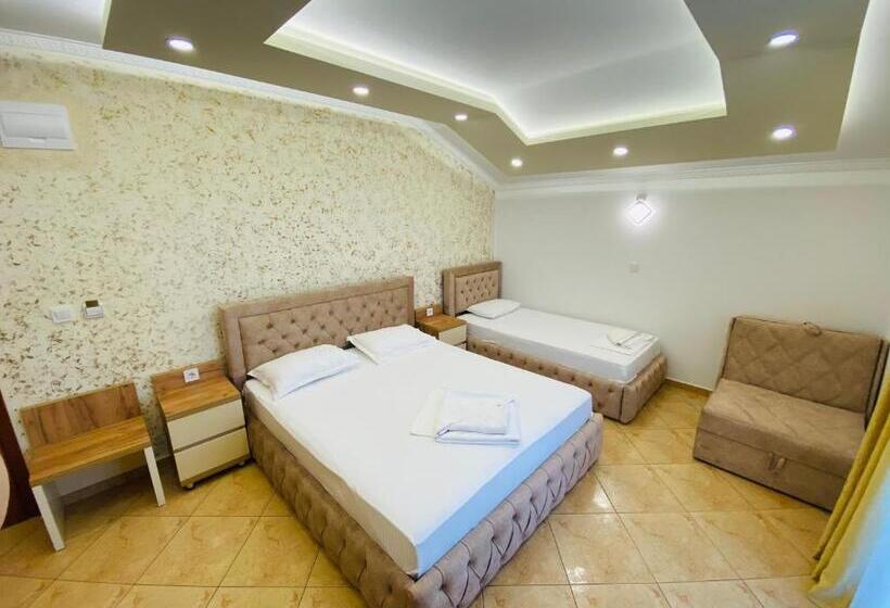 استودیو استاندارد با بالکن, Apart Hotel Llolla