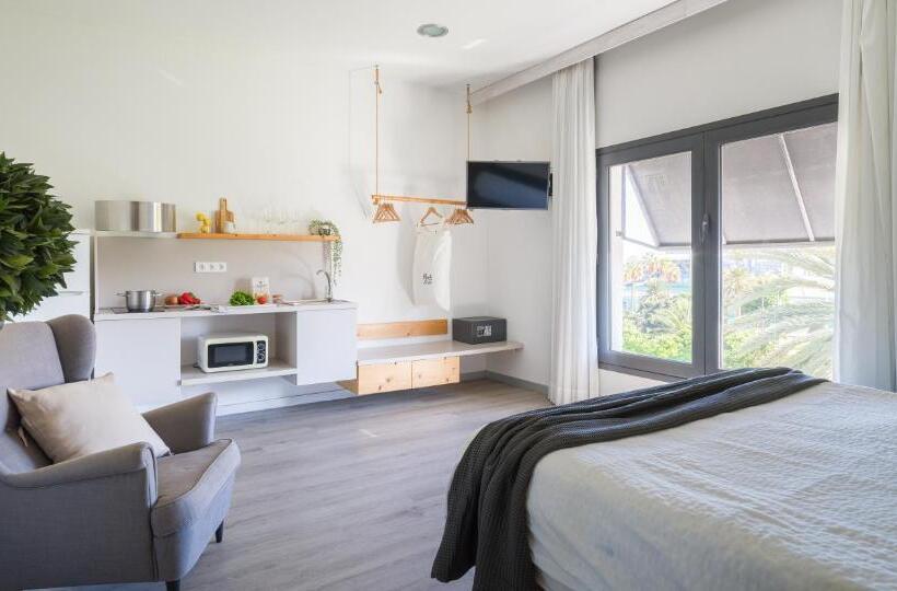 شقة دور أخير غرفة نوم واحدة, Catalina