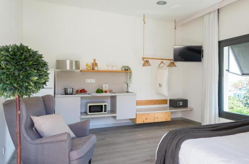 شقة دور أخير غرفة نوم واحدة, Catalina