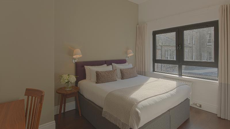 דירת פנטהאוז 1 חדרי שינה, Cheval Old Town Chambers