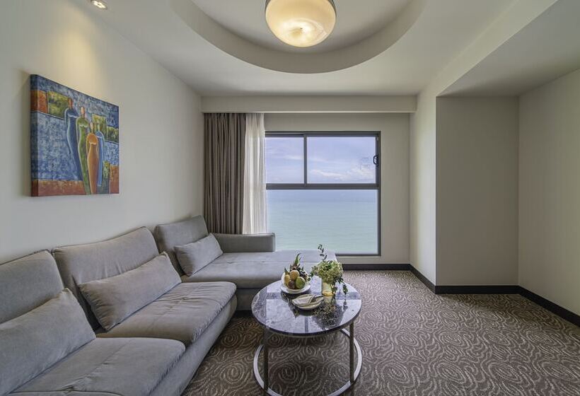 سوییت جونیور, Havana Nha Trang