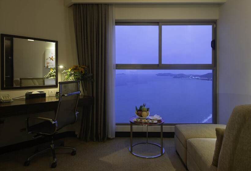 اتاق لوکس با چشمانداز دریا, Havana Nha Trang